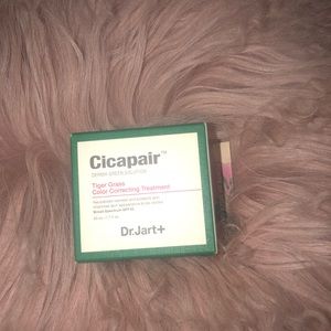 Cicapair Tiger Grass Color Correcting Treatment